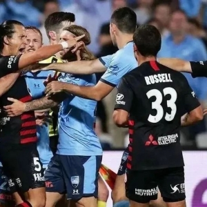 周五聚焦:布里斯班狮吼主场力克悉尼FC,名古屋鲸八主场暗藏玄机!