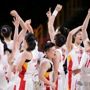 中国女篮热身赛:中国女篮70-72惜败澳大利亚女篮;李月汝、李梦、韩旭等主力球员缺阵!