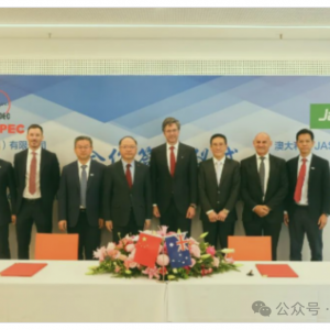 400家加油站!中国石化将进驻澳洲;连撞3辆车后,失控的特斯拉在澳洲购物中心坠落;今晨,维州富人区民宅内有2人遭枪杀身亡