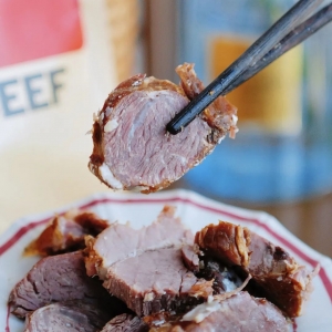 遇上牛五香酱牛肉,澳洲草饲小公牛后腿肉,整切大块纯牛肉,老汤入味,软烂不柴