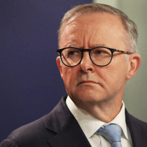 澳大利亚渔民这口气注定是松不了了!总理转身背刺中国