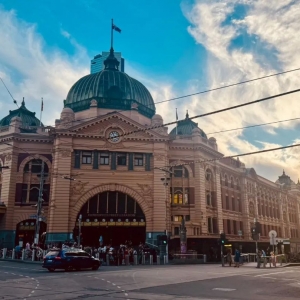 澳洲大学 | 2025澳洲留学申请全攻略!澳洲八大门槛暴涨了?快来一探究竟吧!