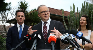 澳洲官方直接送绿卡!只因为这个行业!