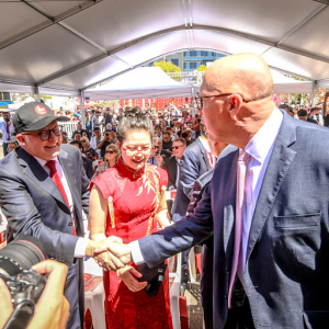 疯狂!小红书改变澳洲!澳议员扎堆涌入!澳媒惊呼