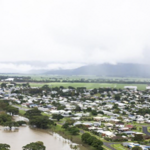 澳洲洪水肆虐,香蕉价格恐涨至$14澳元/kg!Coles和Woolies采取行动