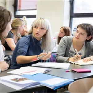 澳大利亚留学一年费用是多少钱?揭秘留学花费,帮你省钱又省心!