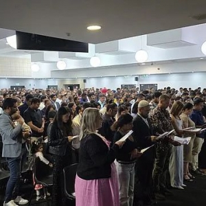 疯了?澳洲政府三天狂批超1.2万人入籍!全是印度人…