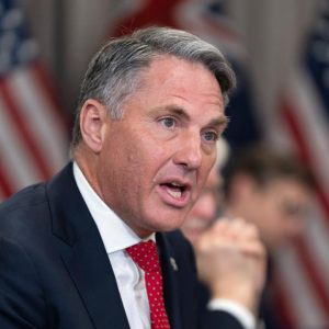 澳大利亚有些人不要大惊小怪,想想该怎样老老实实为好!