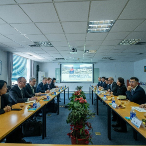 澳大利亚驻华大使吉思德访问保利澳瑞凯(威海)爆破器材有限公司