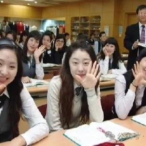 澳洲留学贵还是英国贵?说说我的想法