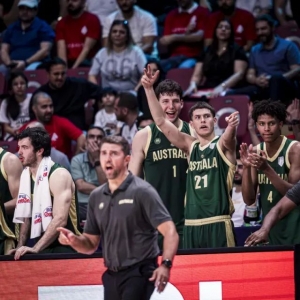 澳大利亚男篮的亚洲不败神话,仍在延续...