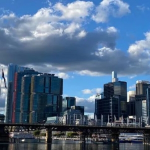 全球供应链牌桌上 澳大利亚正沦为盘中餐!