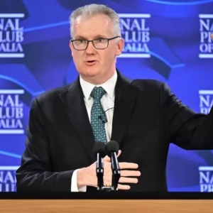 澳洲移民部长:这些签证要被重点审查!