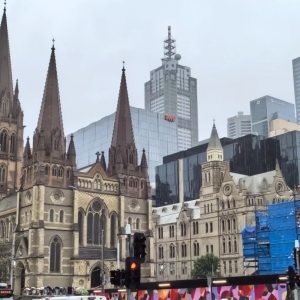 墨尔本 Citywalk(6)| 圣保罗大教堂,把喧闹调成静音