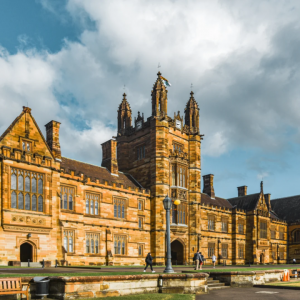 悉尼大学新生必读|开学前全攻略 & 迎新活动一览